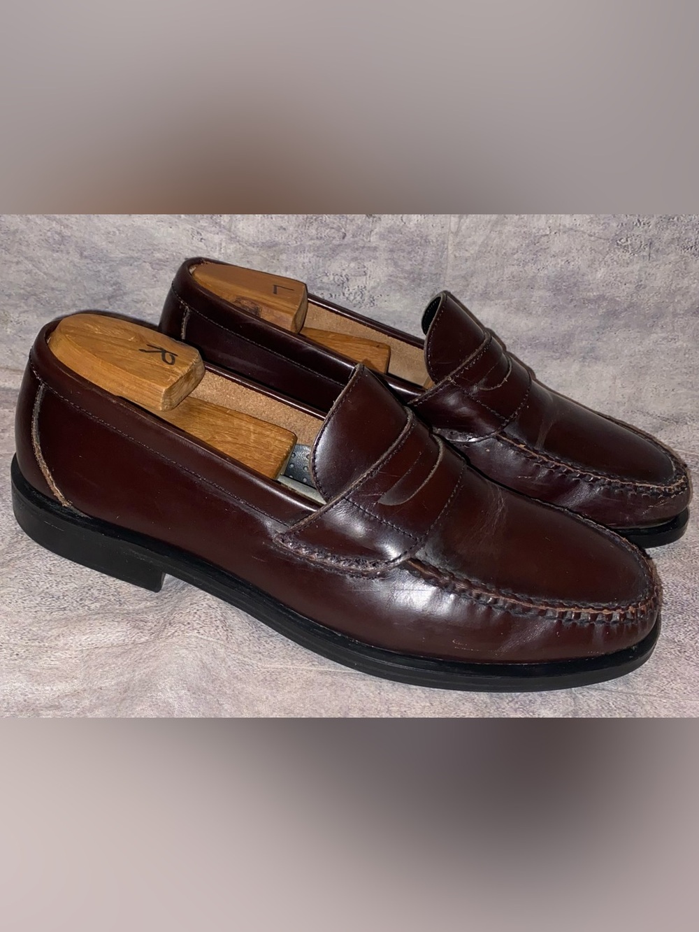 Vintage GH Bass Weejuns Express Classic Penny Loafers Shoes Beef Roll Strap 9